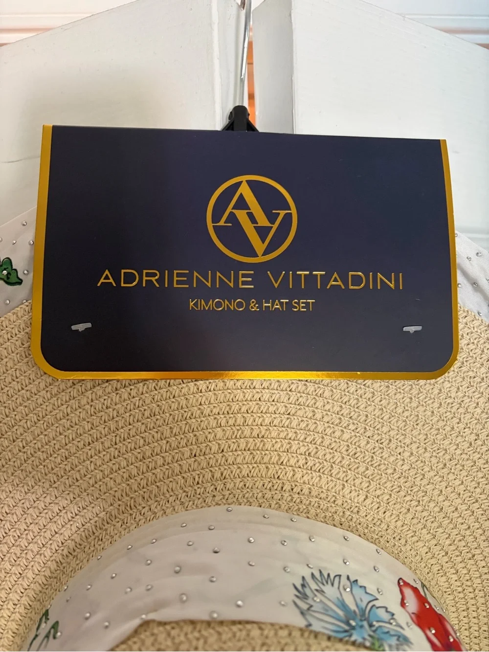 Adrienne Vittadini add tags